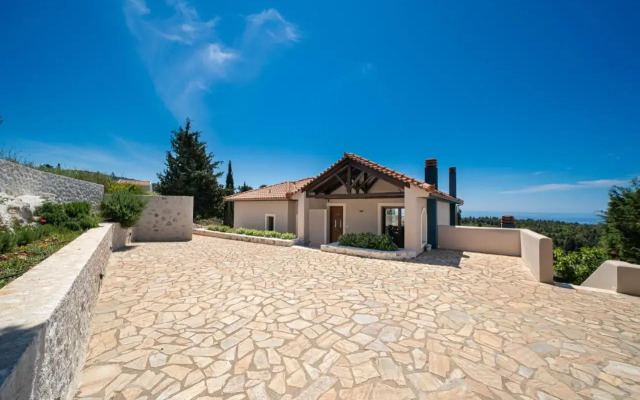 Hidden Luxury Gem Of Kefalonia ~ Villa Karmaniolos
