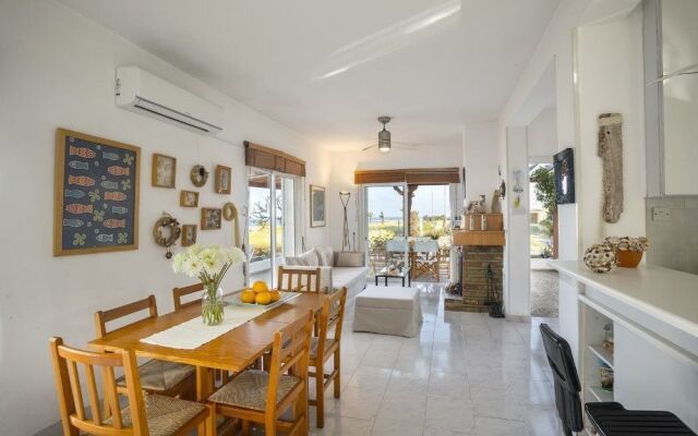 Protaras Green Bay Villa By the Sea