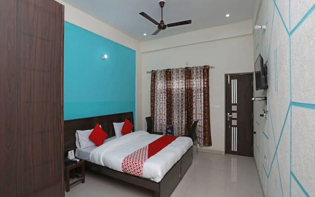 Star Guest House By OYO Rooms