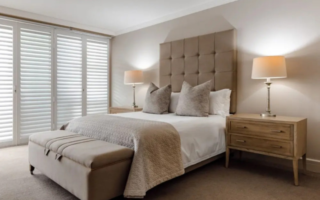 Bantry Place - Luxury Apartment