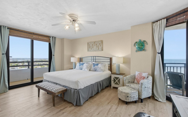 Sherwin Condominium 901