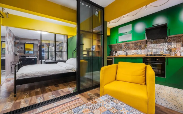 Flat w Jacuzzi and Backyard 6 min to Kadikoy Coast