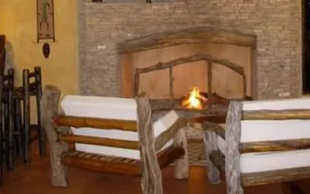 Kyambura Game Lodge