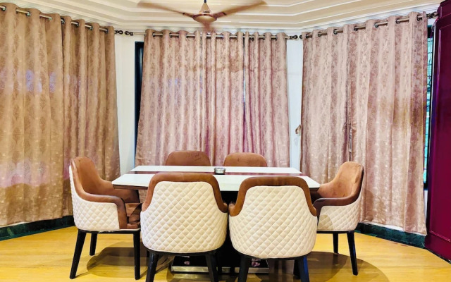 Bailey's Castle Villa