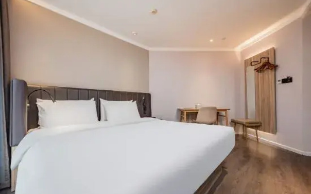 S Hotel (Jintang New City)