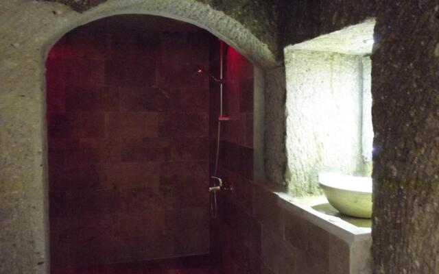 Coco Cave Hotel