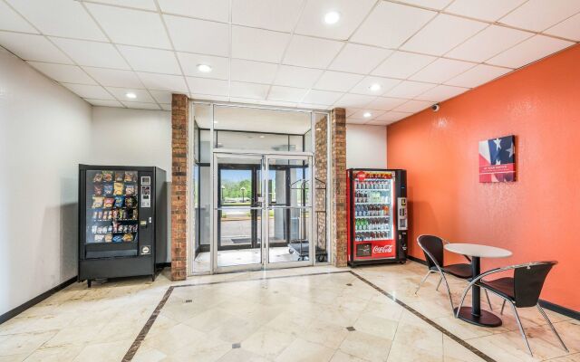 Motel 6 Henderson, TX