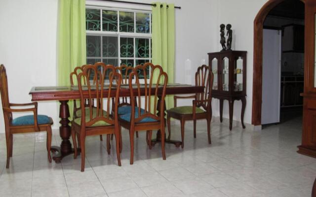 Posada Nativa Miss Nova