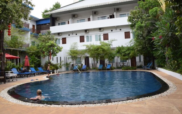 The Billabong Hotel and Hostel