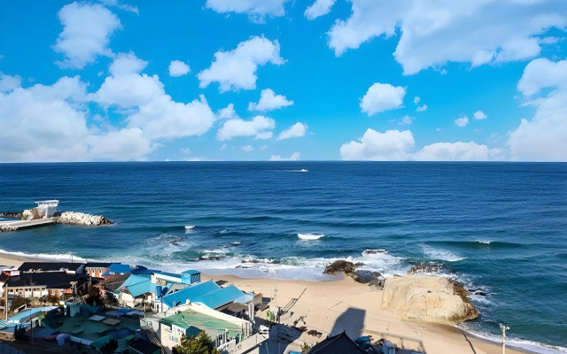 Gangneung Ara Spa Pension