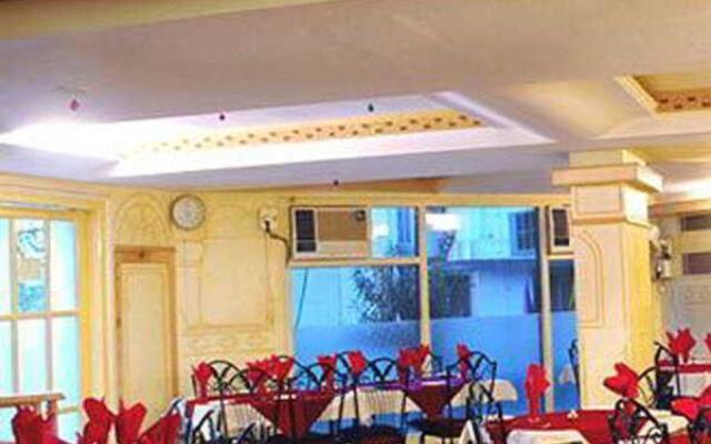 Siddharth Palace Hotel