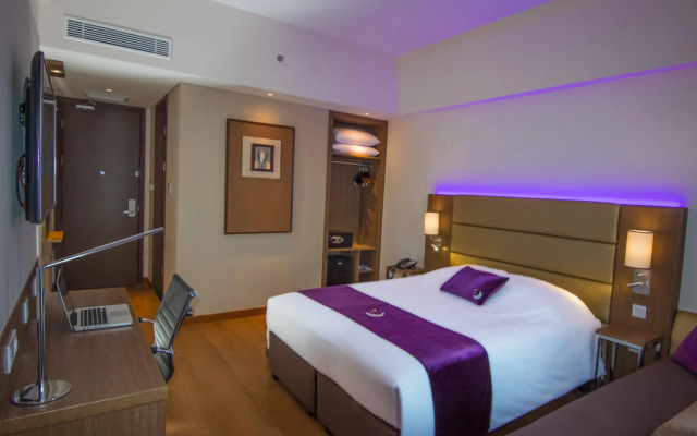 Premier Place Surabaya Airport