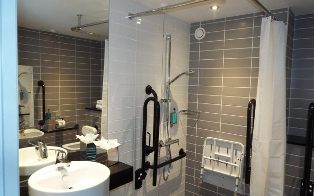Holiday Inn Express Stockport by IHG