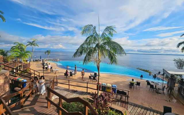 Tropical Executive Hotel