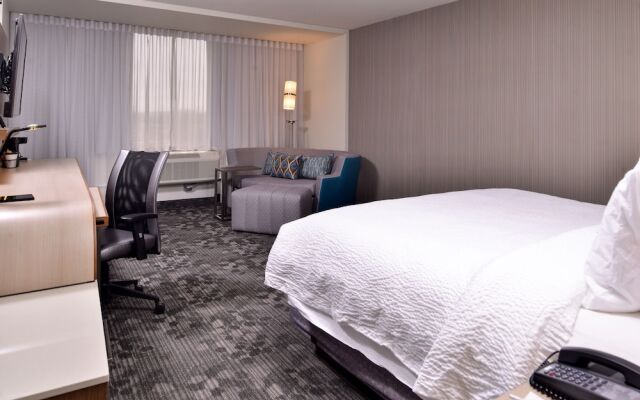 Courtyard by Marriott Edina Bloomington