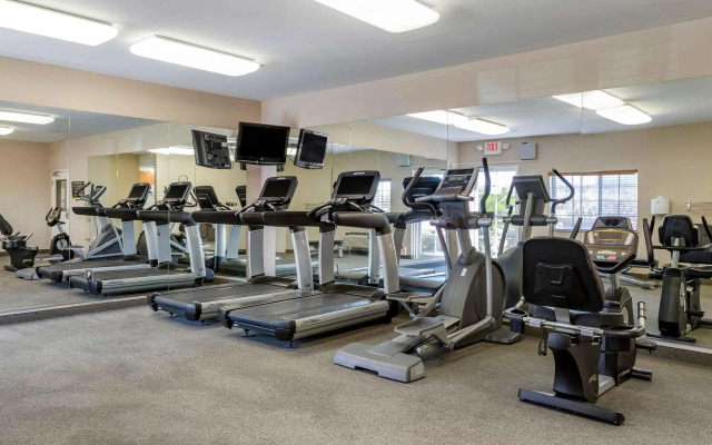 Extended Stay America Suites Houston IAH Airport