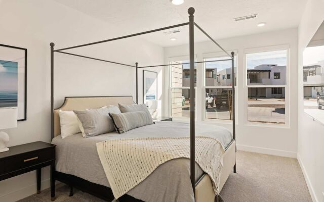 Lux Azul by RedAwning