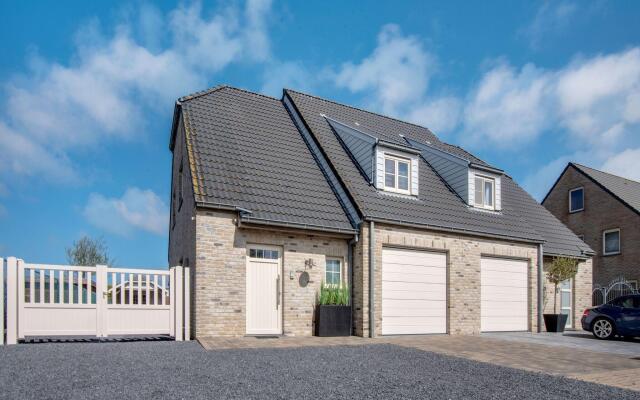 Modern Holiday Home in De Haan With Garden