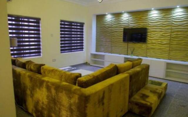 Gemini Place Apartments