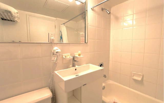 Deluxe Private Studios at the Casablanca