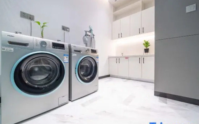 Magnotel Qinzhouwan Square