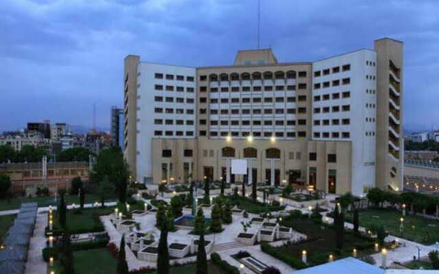 Kerman Pars Hotel