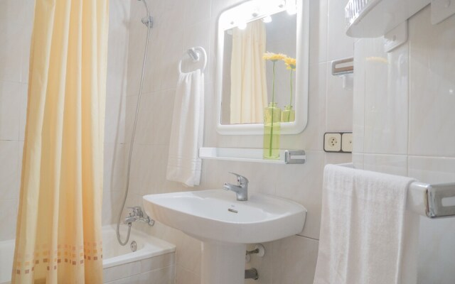 Marineu Primera Linea Playa Cargador 2/4