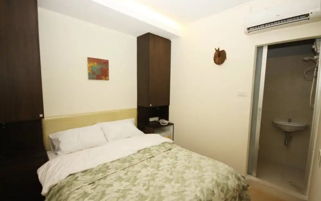 Nine Place BTS Ekamai – Hostel