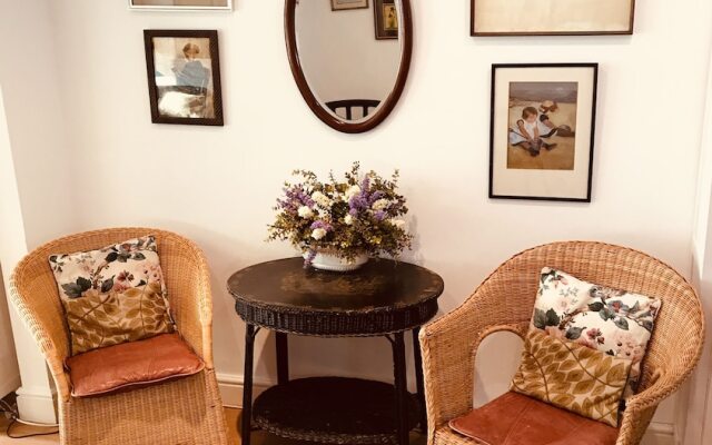 The Old Bookbinders Retreat