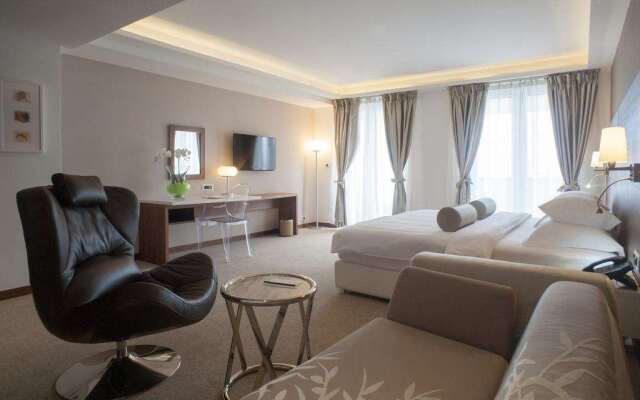 Hotel Aurel