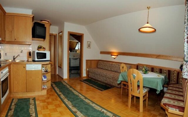 Gasthof Pension Appartements Zur Gams