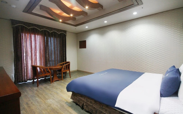 Tongyeong Man to Man