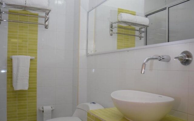 Waira Suites Hotel