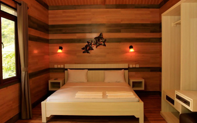 Taman Safari Lodge