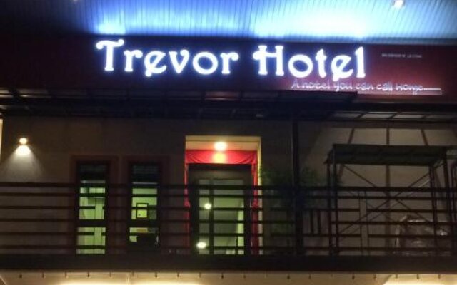 OYO 663 Trevor Hotel
