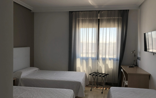 Hotel Castilla Torrijos