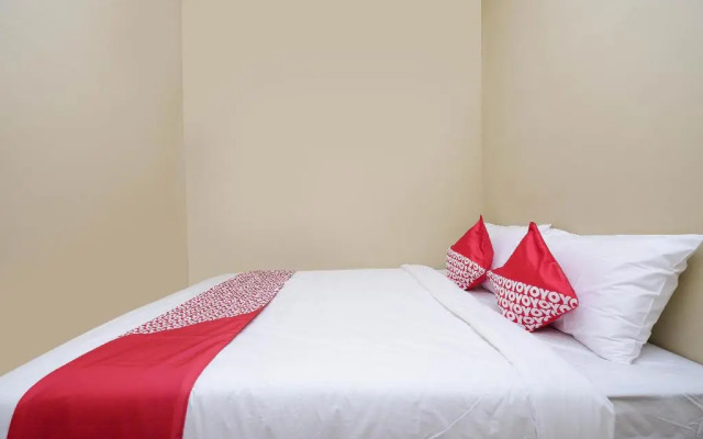 OYO 1312 Graha Wisata Hotel