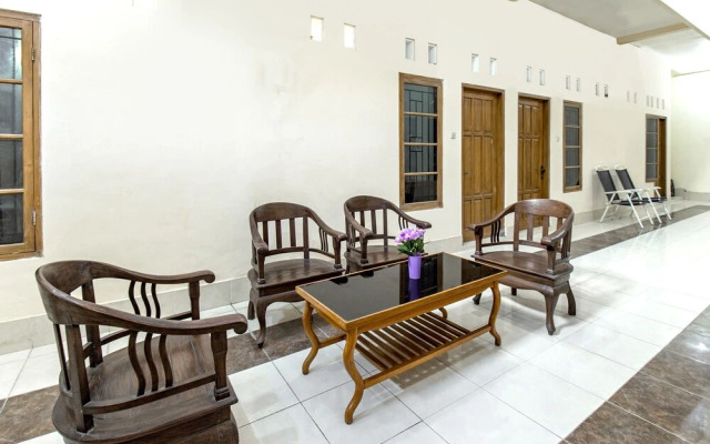OYO 855 Wisma Arsanta