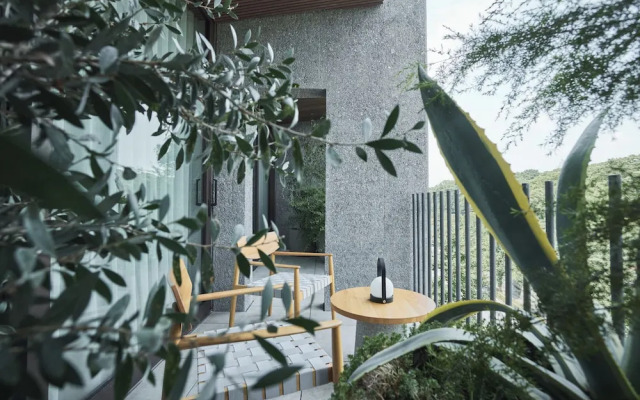 Trunk Hotel Yoyogi Park