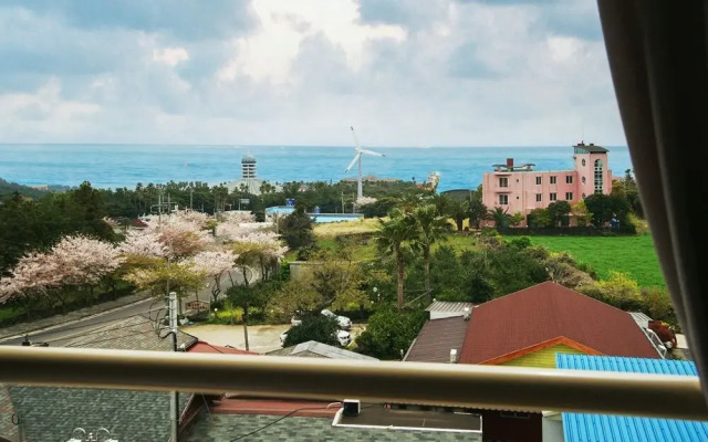 Seogwipo Beach Hotel