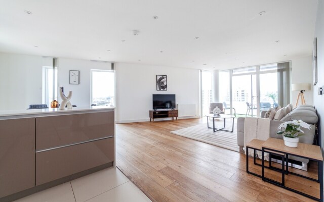 The Thames Collection