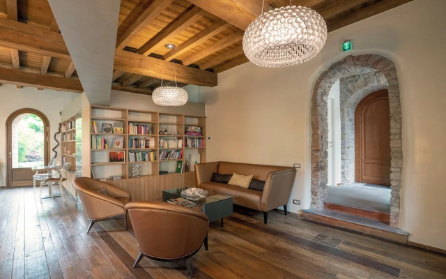 1711 Luxury Guest House