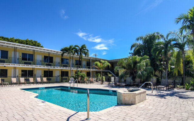 Rodeway Inn & Suites