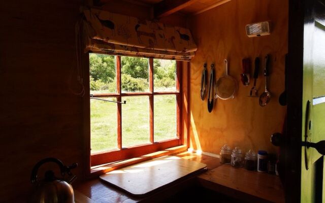 Dunstan Downs High Country Sheep Station Farmstay & Backpackers