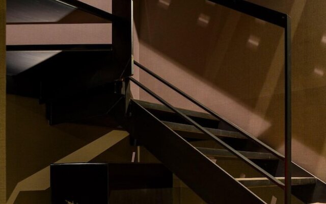 Odile by Hokkaido Tracks