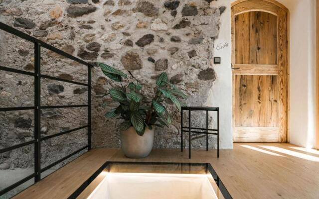St. Vigilius modern historic apartments
