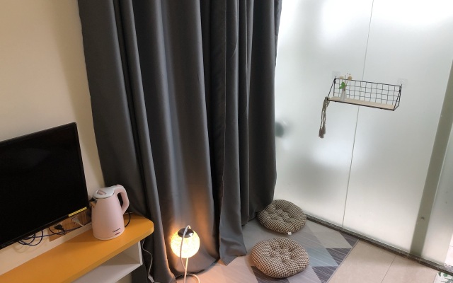 Yueqingnian Apartment