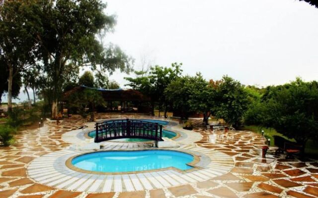 Changani Beach Cottages