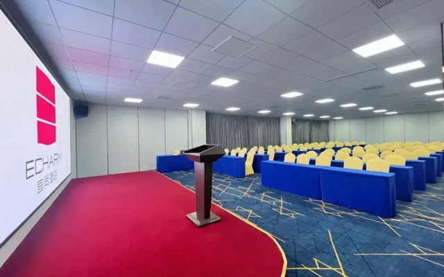 Echarm International Hotel Pazhou Convention and Exhibition Center Nanzhou Subway Metro Branch - Free Shuttle Bus to Canton Fair Complex During Canton Fair Period