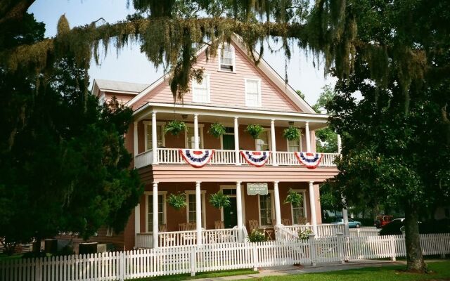 Spencer House Inn Bed & Breakfast